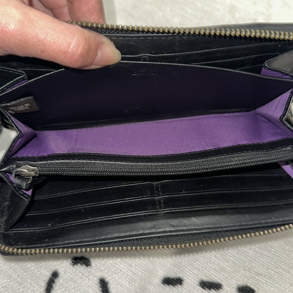 Coach Patchwork Zoe Wallet 12 card slots 💕 - Picture 12 of 13